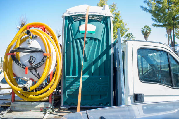 Best Porta potty rental near me  in Bellaire, OH